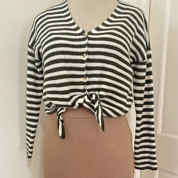 White and Green Wafle Knit Striped Tie Front Sweater Top - Picture 3 of 9